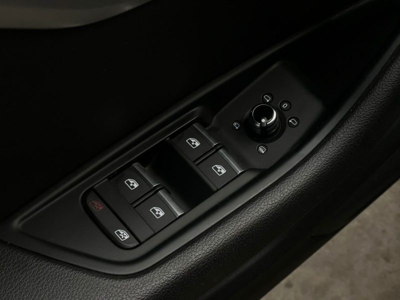 AUDI A4 AVANT 2.0 TFSI 190 CH ULTRA 