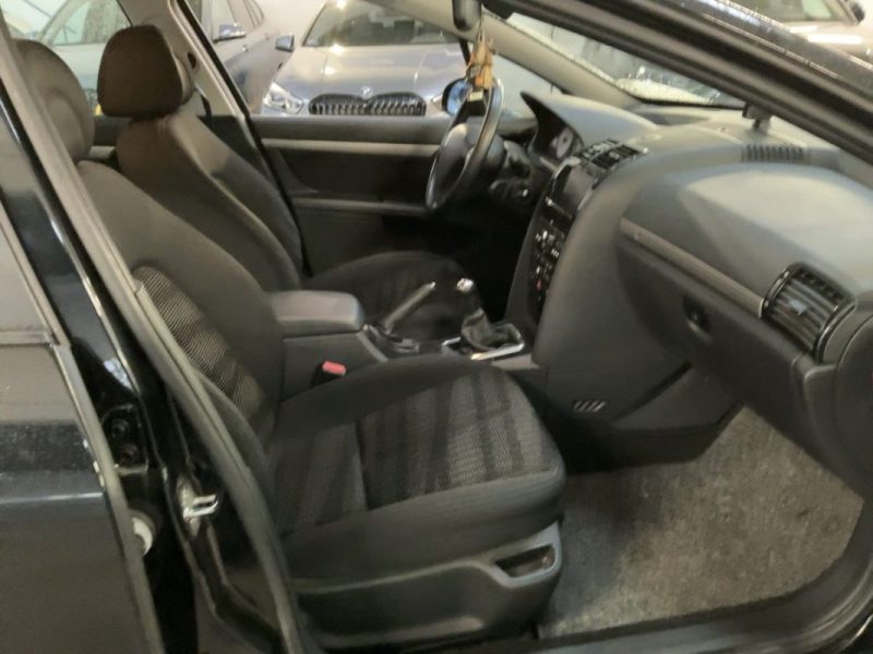 PEUGEOT 407 NAVTEQ 1.6 HDI 110 Cv 1ERE MAIN / 56 200 Kms ECRAN GPS - GARANTIE 1 AN