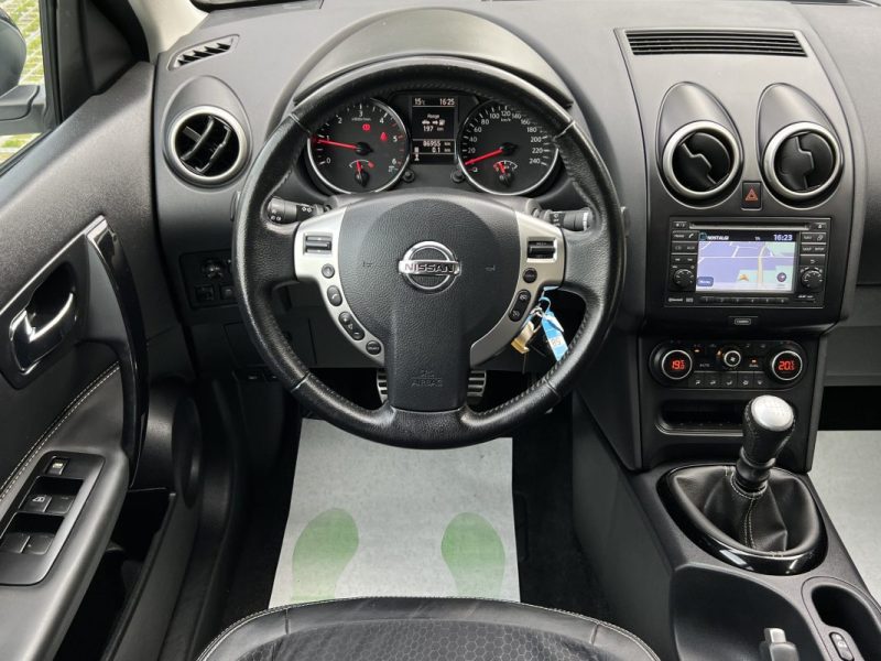 NISSAN QASHQAI PHASE 2 1.6 DCI 130 Cv 1ERE MAIN / CAMERA 360 TOIT PANORAMIQUE GPS - GARANTIE 1 AN