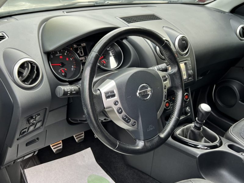 NISSAN QASHQAI PHASE 2 1.6 DCI 130 Cv 1ERE MAIN / CAMERA 360 TOIT PANORAMIQUE GPS - GARANTIE 1 AN