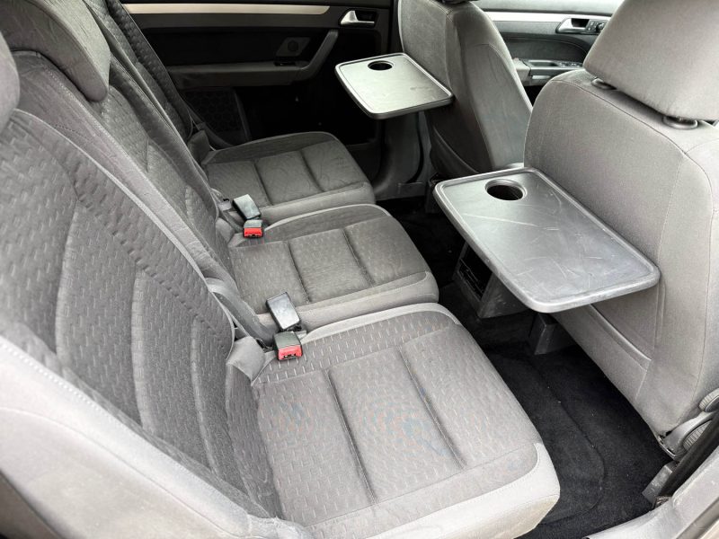 VOLKSWAGEN TOURAN 1.9 TDI 105CH CONFORTLINE 7PL 