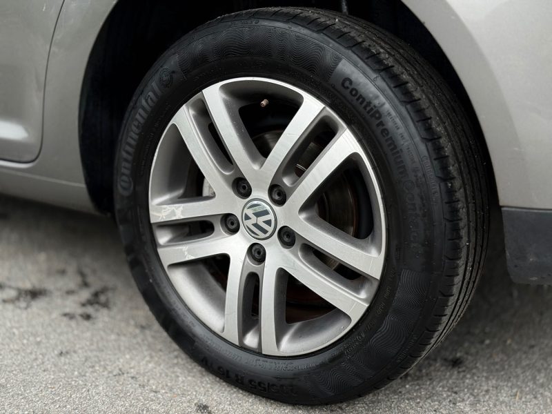 VOLKSWAGEN TOURAN 1.9 TDI 105CH CONFORTLINE 7PL 