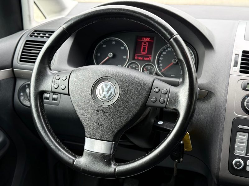 VOLKSWAGEN TOURAN 1.9 TDI 105CH CONFORTLINE 7PL 