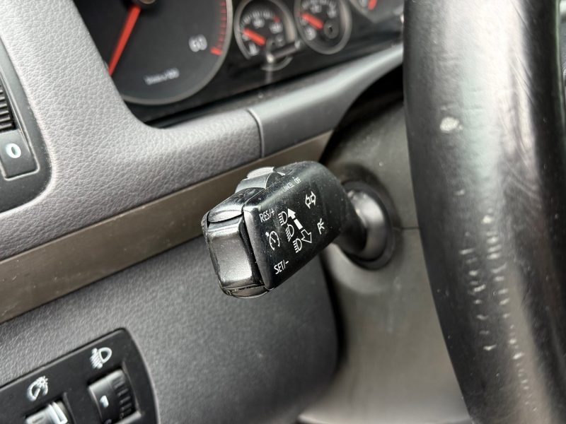 VOLKSWAGEN TOURAN 1.9 TDI 105CH CONFORTLINE 7PL 