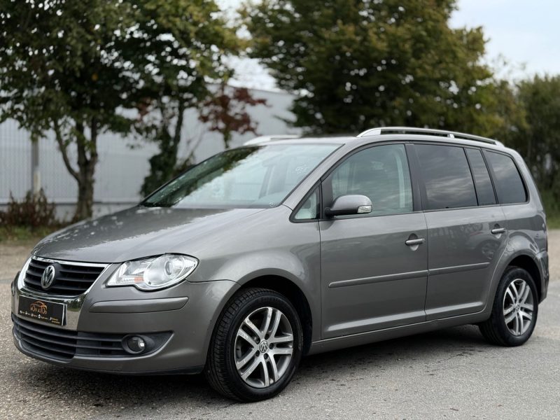 VOLKSWAGEN TOURAN 1.9 TDI 105CH CONFORTLINE 7PL 