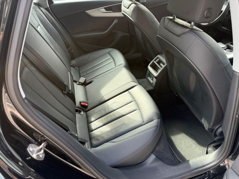 AUDI A4  35 TDI 163ch BUSINESS LINE S tronic 7  - CAMERA/T.O/CUIR/CARPLAY - GARANTIE