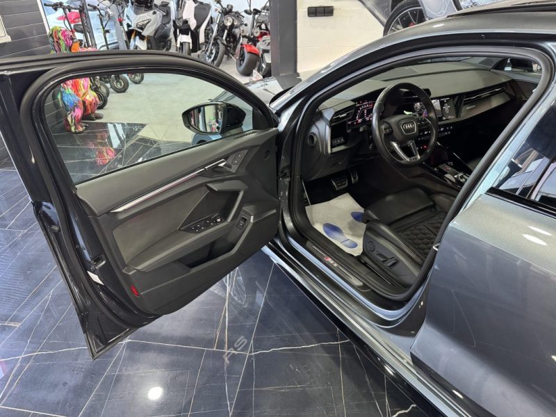 AUDI RS3 Sportback quattro 400cv  