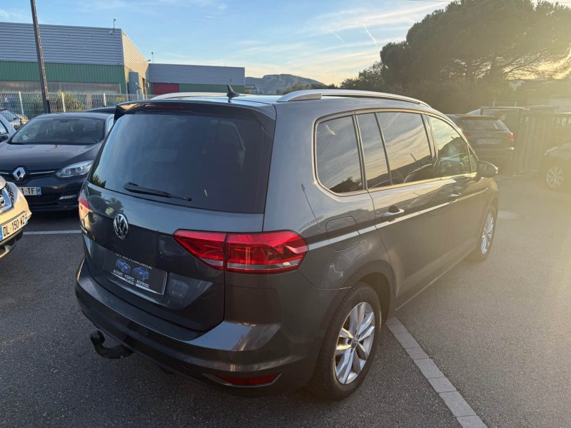 VOLKSWAGEN TOURAN 1.6 TDI 115ch BlueMotion Technology FAP Trendline DSG7 7 places GARANTIE 6 MOIS 