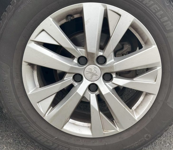 PEUGEOT 3008 1.6 BlueHDi 120ch Active S&S EAT6 