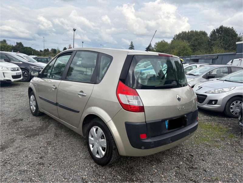 RENAULT MEGANE SCENIC PACK AUTHENTIQUE 1.6 16V 110cv garantie 12  mois