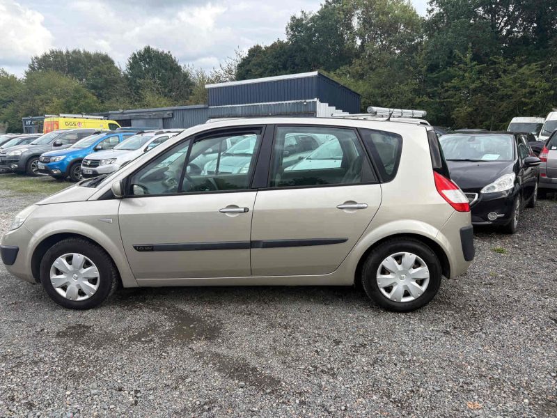 RENAULT MEGANE SCENIC PACK AUTHENTIQUE 1.6 16V 110cv garantie 12  mois