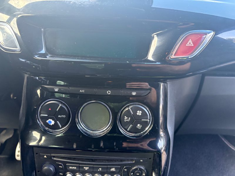 CITROEN DS3 1.6 BlueHDi  120ch Sport Chic Distribution, neuf garantie 12 mois