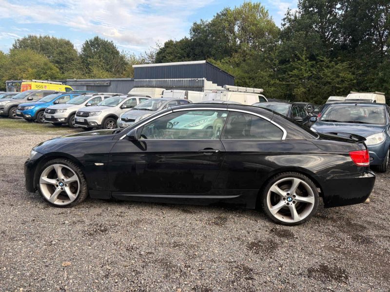 B.M.W. SERIE 3  cabriolet 325I LUXE garantie 12 mois