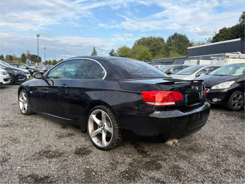 B.M.W. SERIE 3  cabriolet 325I LUXE garantie 12 mois