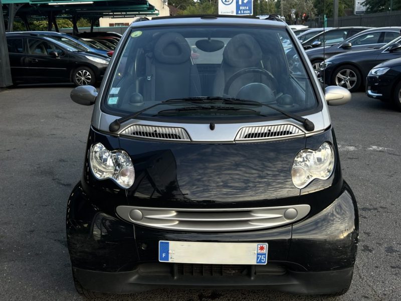 SMART FORTWO II CABRIOLET II 0.7 60 Cv BOITE AUTOMATIQUE / CLIMATISATION 88 300 Kms