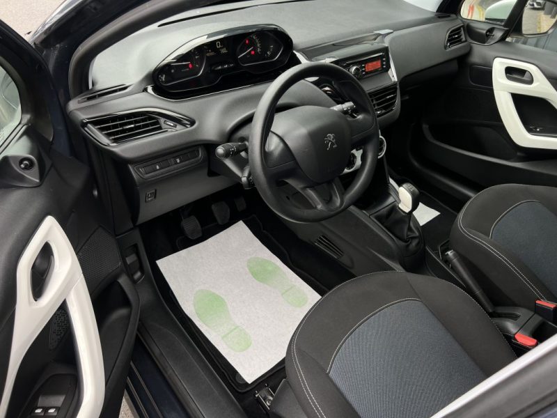 PEUGEOT 208 PHASE 2 LIKE 1.2 68 Cv 1ERE MAIN / 5 PORTES CLIMATISATION CRIT AIR 1 - GARANTIE 1 AN