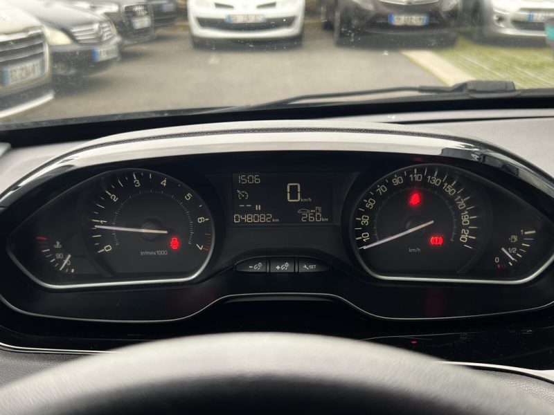 PEUGEOT 208 PHASE 2 LIKE 1.2 68 Cv 1ERE MAIN / 5 PORTES CLIMATISATION CRIT AIR 1 - GARANTIE 1 AN