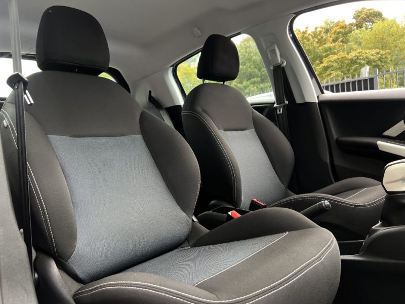 PEUGEOT 208 PHASE 2 LIKE 1.2 68 Cv 1ERE MAIN / 5 PORTES CLIMATISATION CRIT AIR 1 - GARANTIE 1 AN