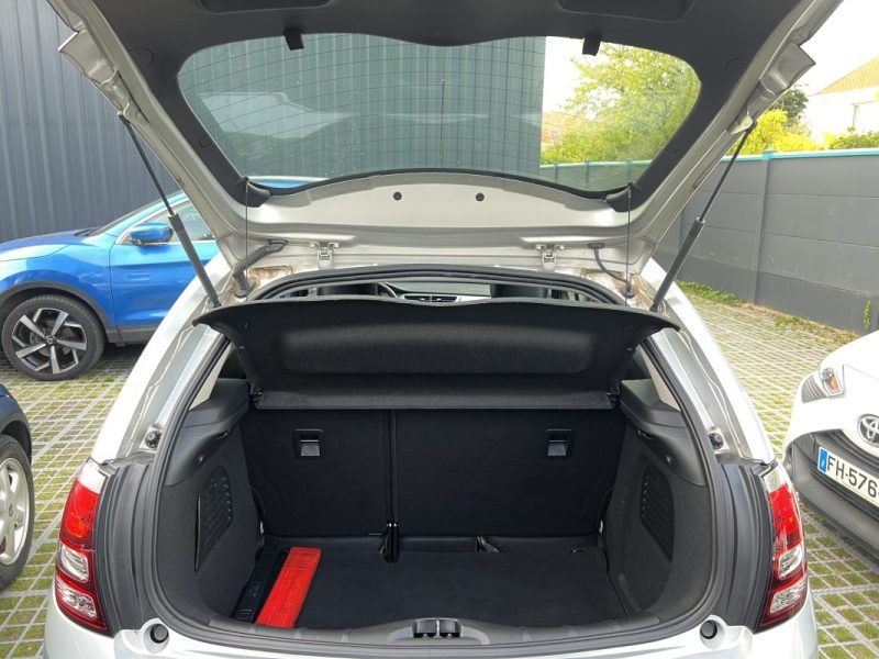 CITROEN C3 II PHASE 2 1.0 68 Cv 1ERE MAIN / 5 PORTES CLIMATISATION CRIT AIR 1 - GARANTIE 1 AN