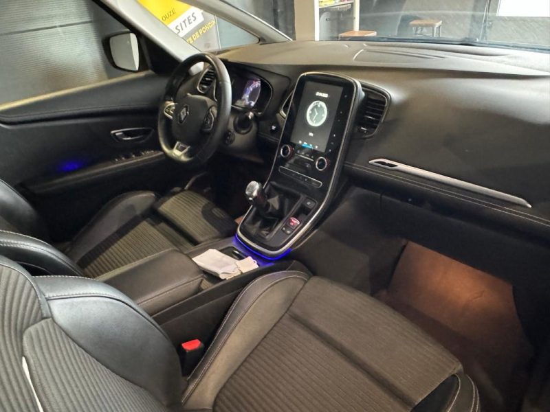 RENAULT MEGANE 1.3 TCe 160 BOSE EDITION 2019