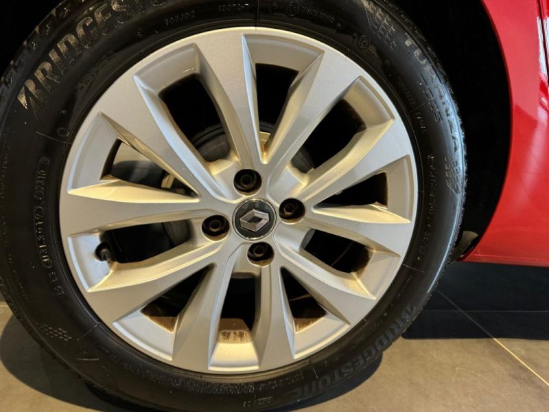 RENAULT CLIO 4 TCE 90 INTENS / CAMERA  2017