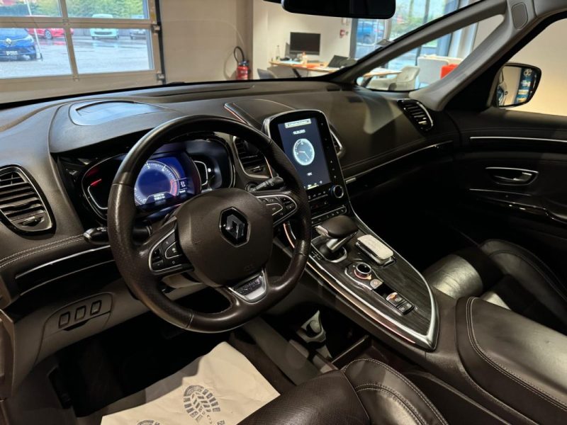 RENAULT ESPACE V 2.0 Blue dCi 200 edc Initiale paris 7 places / Toit ouvrant / Lecteur DVD /   2019