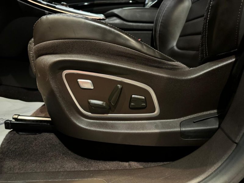 RENAULT ESPACE V 2.0 Blue dCi 200 edc Initiale paris 7 places / Toit ouvrant / Lecteur DVD /   2019