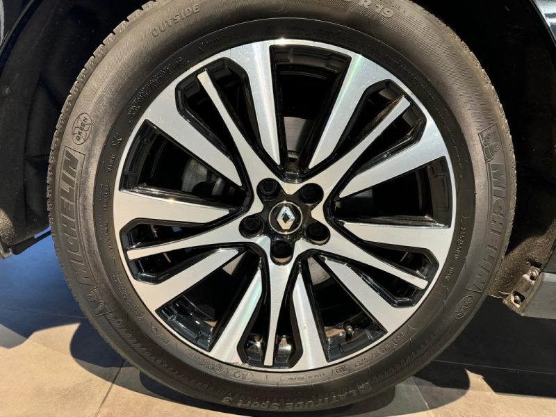 RENAULT ESPACE V 2.0 Blue dCi 200 edc Initiale paris 7 places / Toit ouvrant / Lecteur DVD /   2019