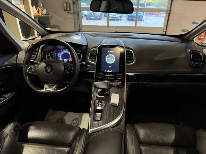 RENAULT ESPACE V 2.0 Blue dCi 200 edc Initiale paris 7 places / Toit ouvrant / Lecteur DVD /   2019