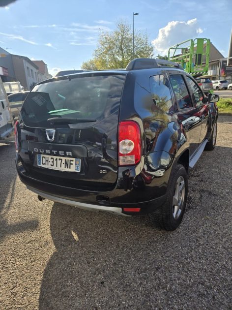 DACIA DUSTER 1.5 dCi 90ch FAP Lauréate 4X2 2012