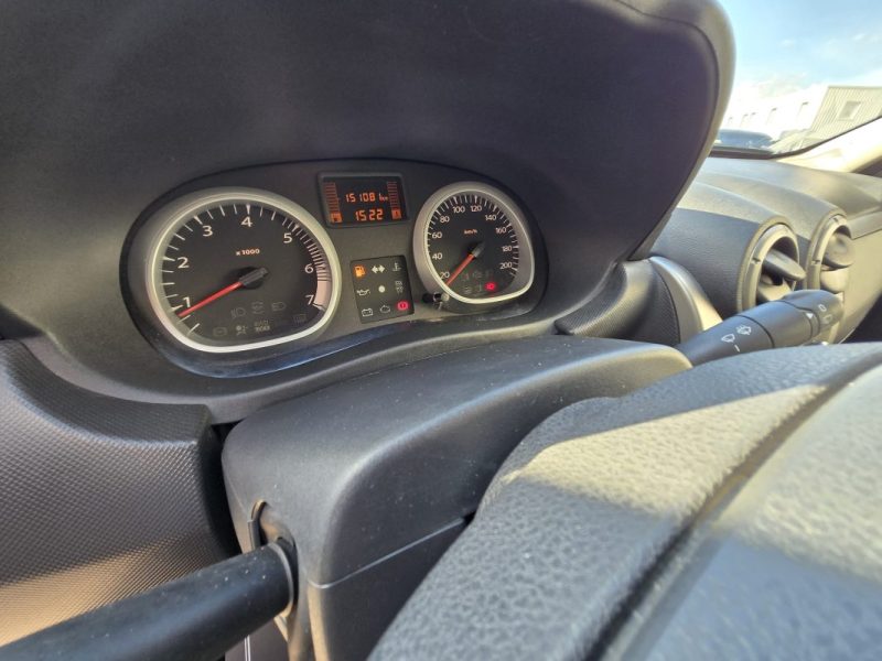 DACIA DUSTER 1.5 dCi 90ch FAP Lauréate 4X2 2012