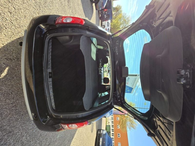 DACIA DUSTER 1.5 dCi 90ch FAP Lauréate 4X2 2012