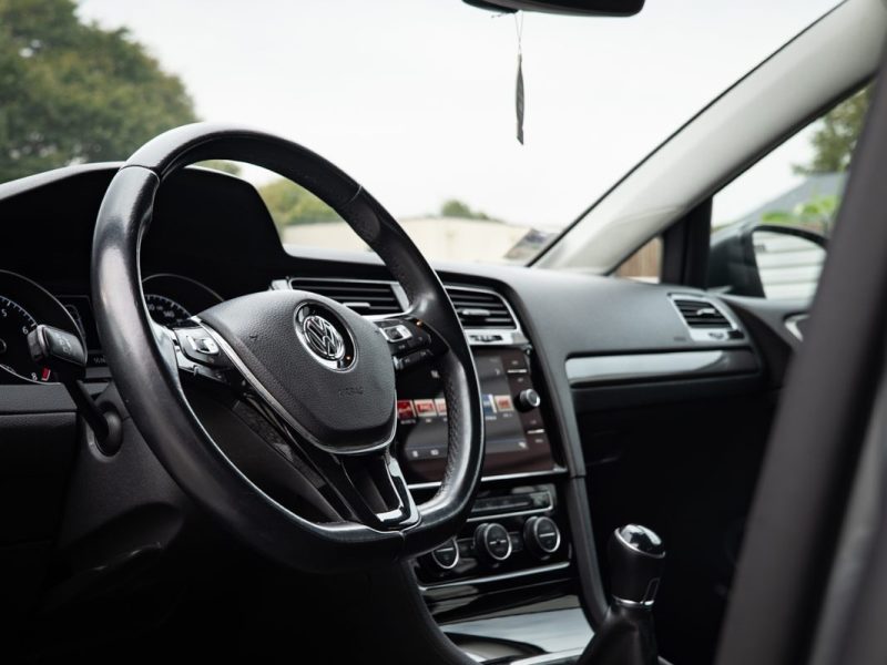 VOLKSWAGEN GOLF 1.0 TSI 115ch Trendline Business Euro6d-T 5p 2019