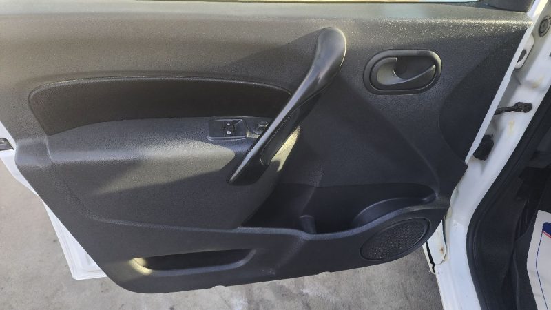 RENAULT KANGOO 1.5 DCI 90 CONFORT 2014