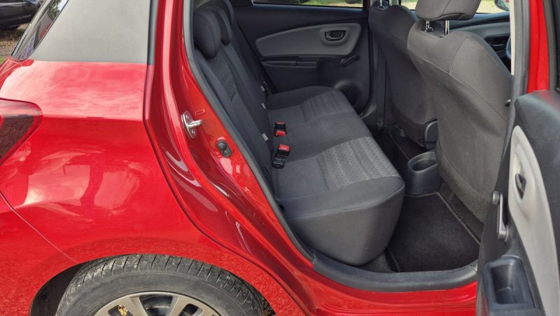 TOYOTA YARIS 100 VVT-i SkyBlue 5p 2016