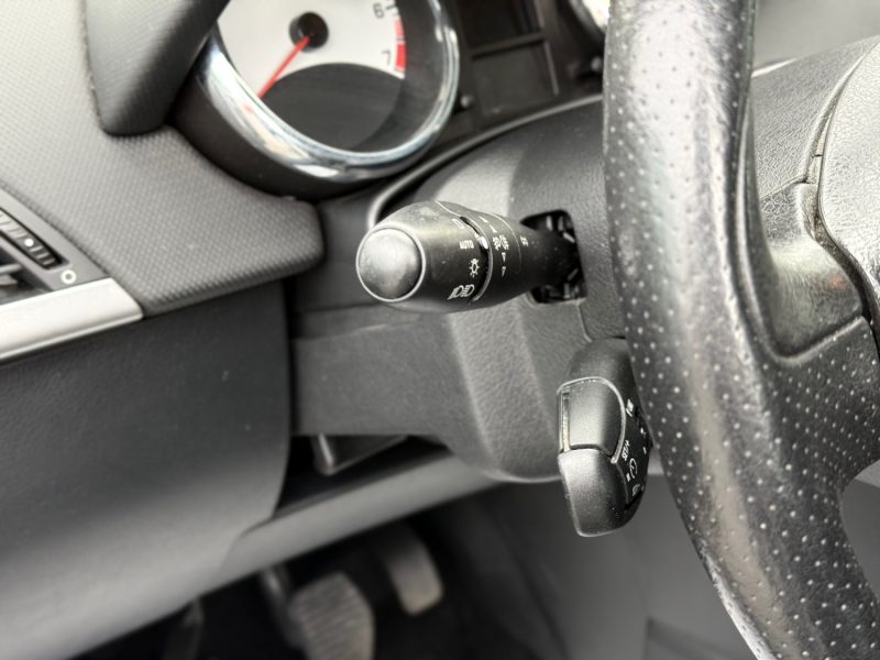 PEUGEOT 207 1.6 VTI 16V 120 CH PREMIUM PACK  