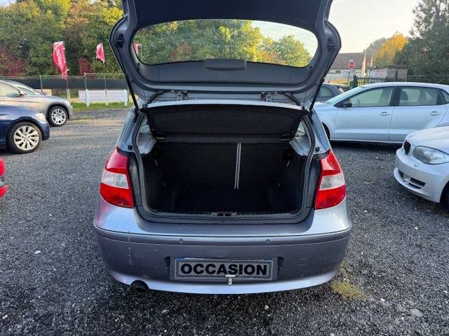 BMW 1er  118i  2007 -  53390 KM