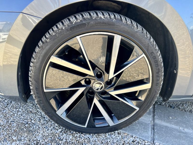 SKODA SUPERB 1.4 TSI PHEV SW 218ch Sportline DSG6 Euro6d-T EVAP 8cv 2020