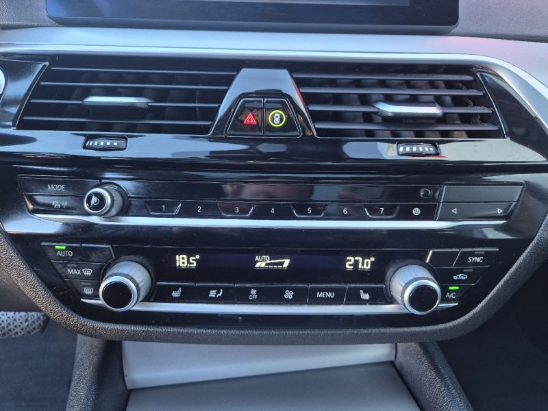 BMW 530d TOURING xDrive 265ch 