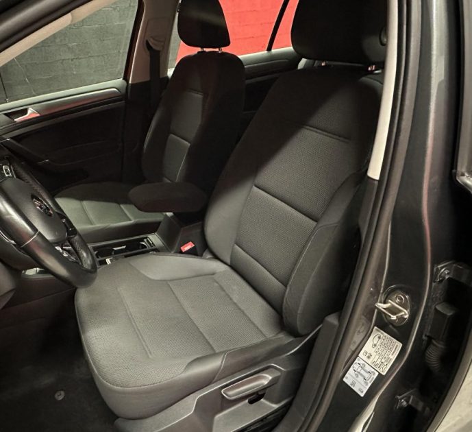 VOLKSWAGEN GOLF 1.6 TDI 115 CONFORTLINE BUSINESS DSG7 2020