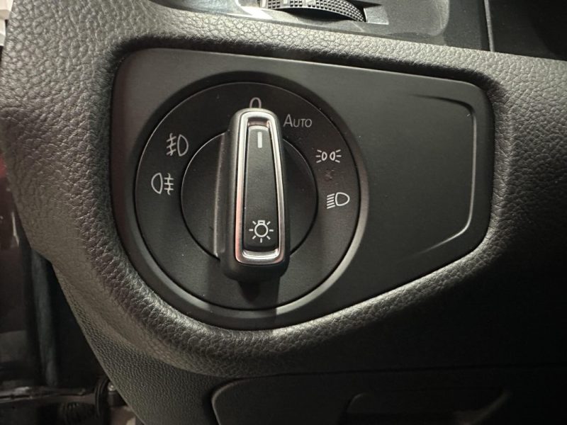 VOLKSWAGEN GOLF 1.6 TDI 115 CONFORTLINE BUSINESS DSG7 2020