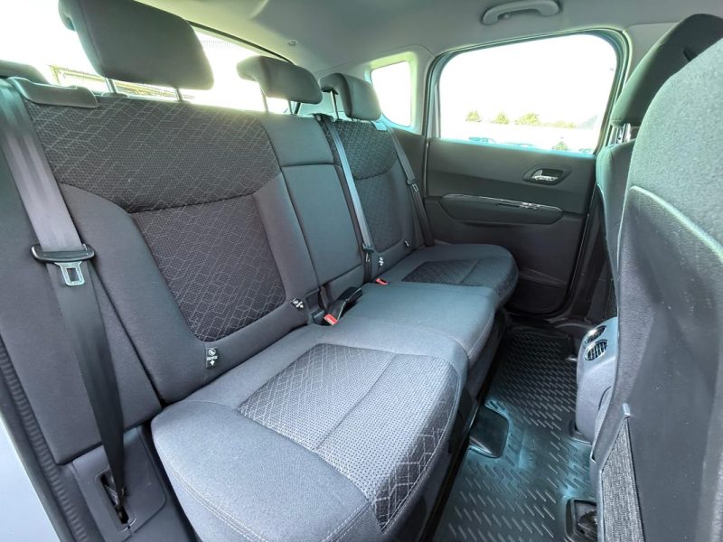 PEUGEOT 3008 1.6 BlueHDi 120CV BVA