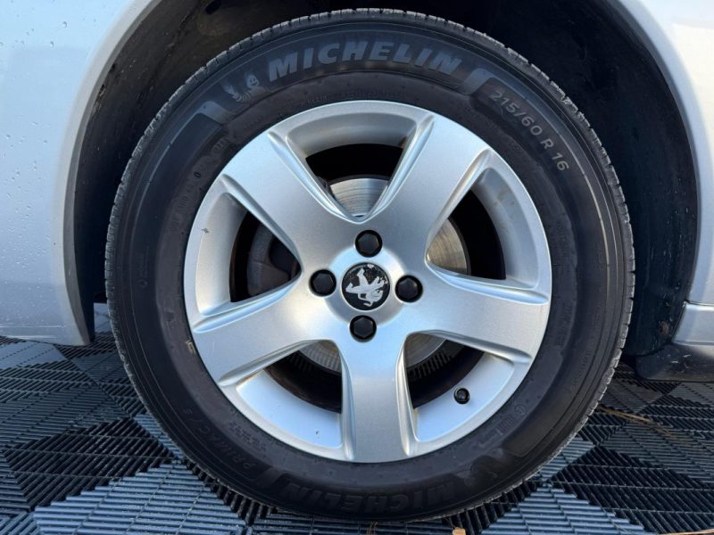 PEUGEOT 3008 1.6 BlueHDi 120CV BVA