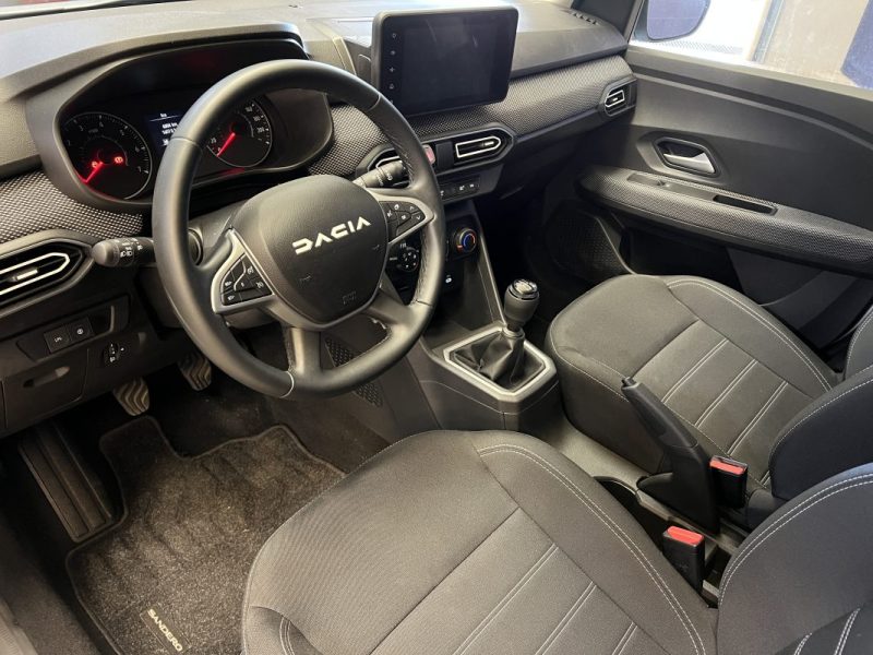 DACIA SANDERO EXPRESSION  1.0 TCE 100CH -  - 6500KM - GARENTIE CONSTRUCTEUR 