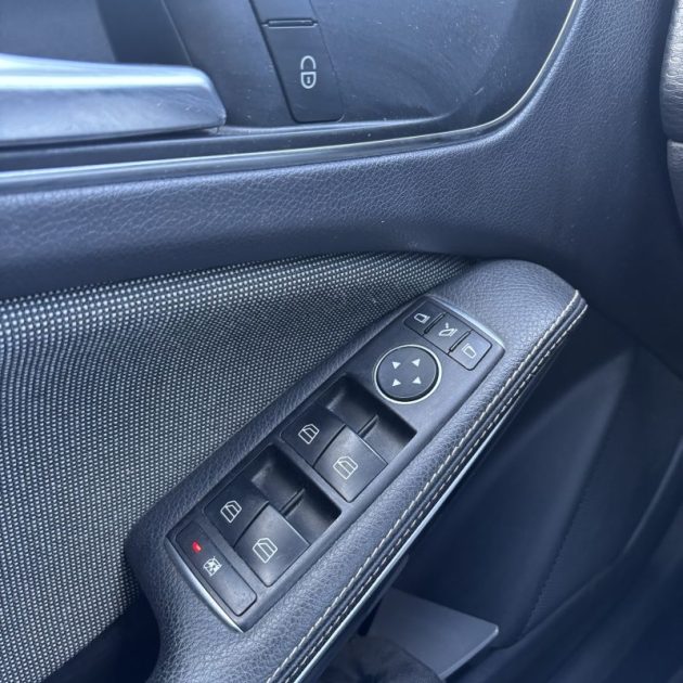 MERCEDES CLASSE A 180 d Fascination 110 cv  