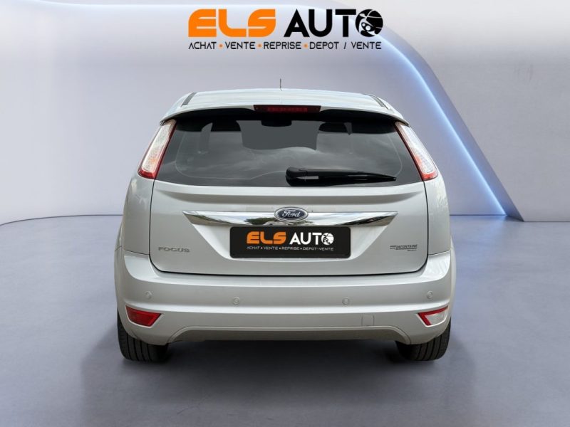 FORD FOCUS GHIA 1.6i 115ch 