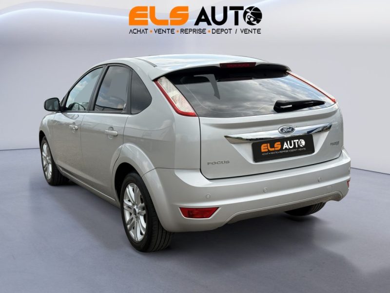 FORD FOCUS GHIA 1.6i 115ch 