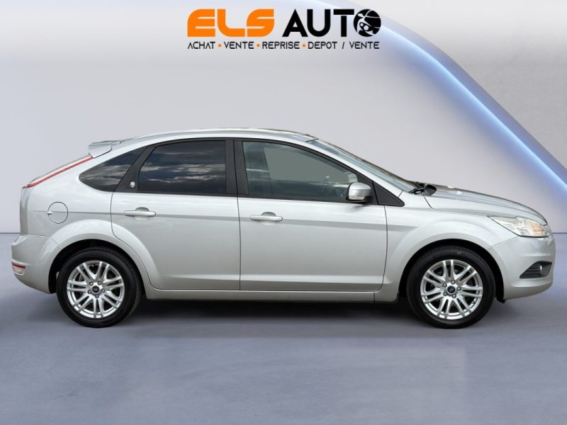FORD FOCUS GHIA 1.6i 115ch 