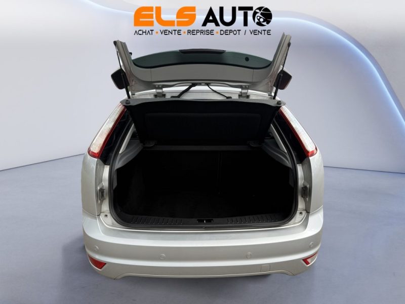 FORD FOCUS GHIA 1.6i 115ch 