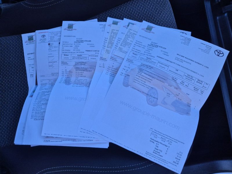 TOYOTA YARIS HYBRID 100H HYBRID BUSINESS 5p 2016